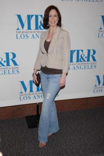Sarah Wayne Callies feet photo thumbnail