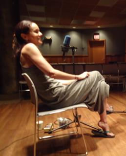 Sarah Wayne Callies feet photo thumbnail