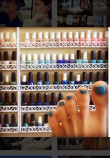 Sarah Wayne Callies feet photo thumbnail