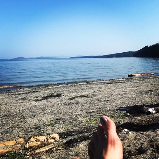 Sarah Wayne Callies feet photo thumbnail