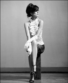 Sarah Wayne Callies feet photo thumbnail
