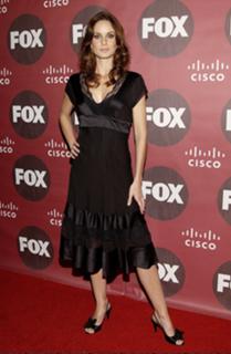Sarah Wayne Callies feet photo thumbnail