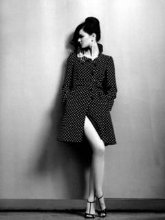 Sarah Wayne Callies feet photo thumbnail
