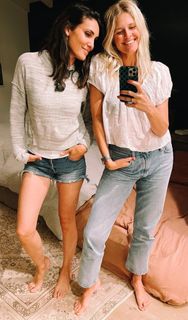 Sarah Wright feet photo thumbnail