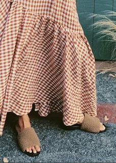 Sarah Wright feet photo thumbnail