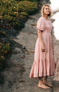 Sarah Wright feet photo thumbnail