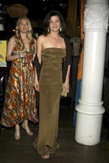 Sarah Wynter feet photo 1