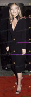 Sarah Wynter feet photo 7