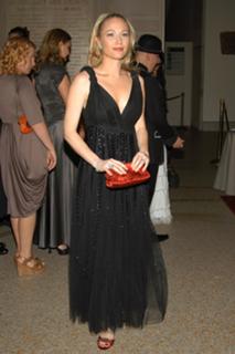 Sarah Wynter feet photo 20