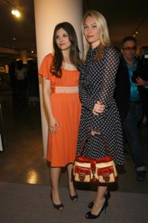 Sarah Wynter feet photo 16
