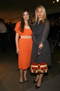 Sarah Wynter feet photo 15