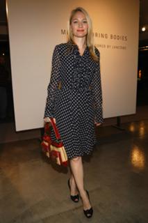 Sarah Wynter feet photo 13