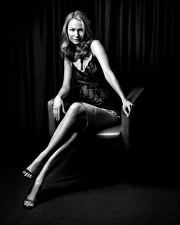Sarah Wynter feet photo 18
