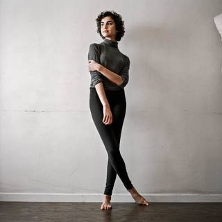 Sarah Yarkin feet photo 7