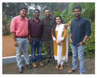 Saranya Mohan feet photo 9