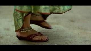 Saranya Mohan feet photo 12