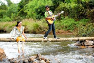 Saranya Mohan feet photo 6
