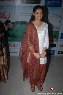 Saranya Mohan feet photo 4