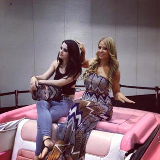 Saraya-Jade Bevis feet photo thumbnail