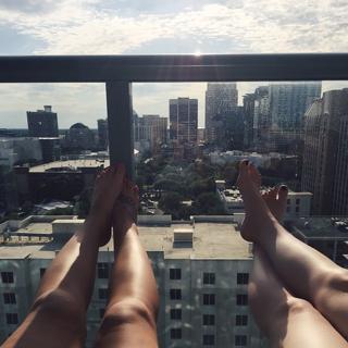 Saraya-Jade Bevis feet photo thumbnail