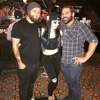 Saraya-Jade Bevis feet photo thumbnail
