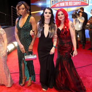 Saraya-Jade Bevis feet photo thumbnail