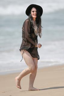 Saraya-Jade Bevis feet photo thumbnail
