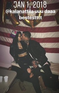 Saraya-Jade Bevis feet photo thumbnail
