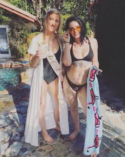 Saraya-Jade Bevis feet photo thumbnail