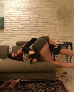 Saraya-Jade Bevis feet photo thumbnail