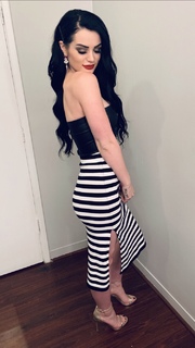 Saraya-Jade Bevis feet photo thumbnail