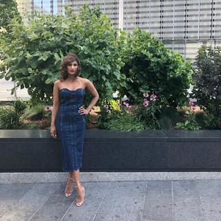 Sarayu Blue feet photo 10