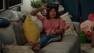 Sarayu Blue feet photo 10
