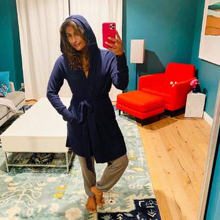 Sarayu Blue feet photo 17
