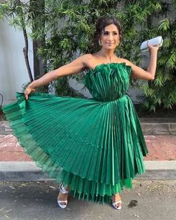 Sarayu Blue feet photo 9