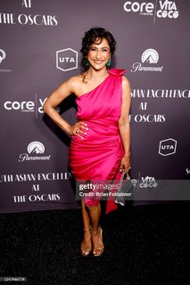 Sarayu Blue feet photo 20