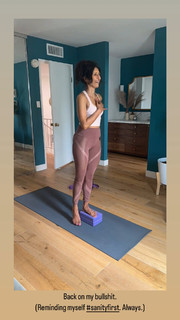 Sarayu Blue feet photo 20