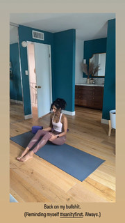 Sarayu Blue feet photo 18