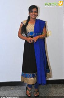 Sarayu Mohan feet photo 9