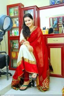Sarayu Mohan feet photo 7