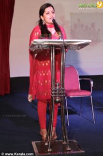 Sarayu Mohan feet photo 4