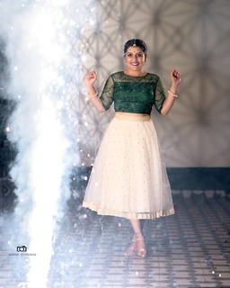 Sarayu Mohan feet photo 20