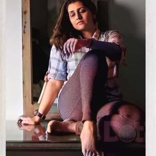 Sarayu Mohan feet photo 11