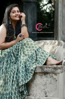 Sarayu Mohan feet photo 3