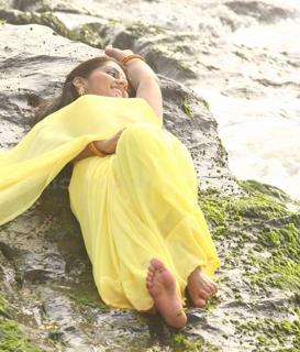 Sarayu Mohan feet photo 15