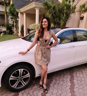 Sargun Mehta feet photo thumbnail