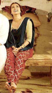Sargun Mehta feet photo thumbnail