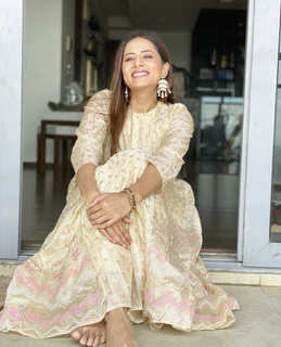 Sargun Mehta feet photo thumbnail