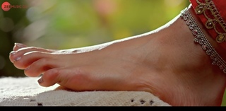 Sargun Mehta feet photo thumbnail