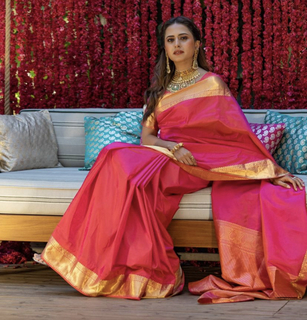 Sargun Mehta feet photo thumbnail